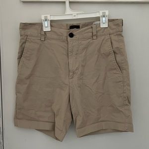 H&M Men’s 4” Khaki Shorts